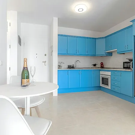 Amazing View In Blue One Bedroom With Wifi And Pool *